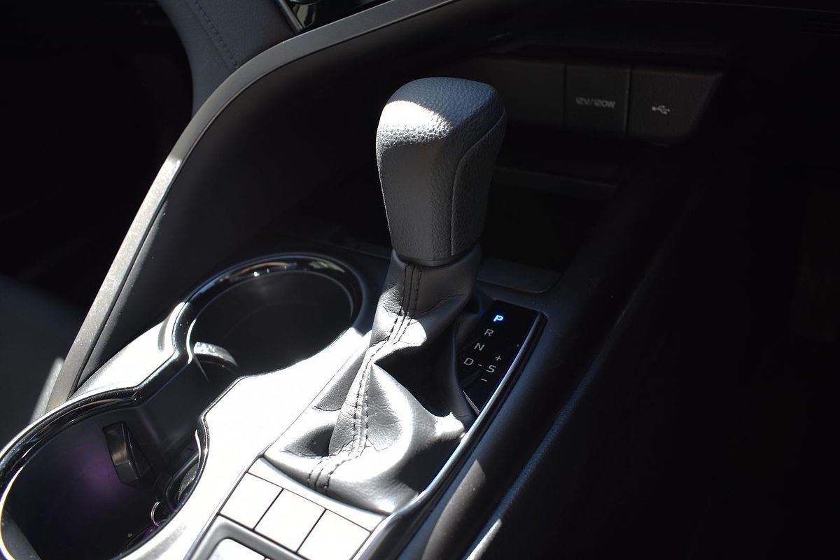 2024 Toyota Camry Ascent AXVH70R
