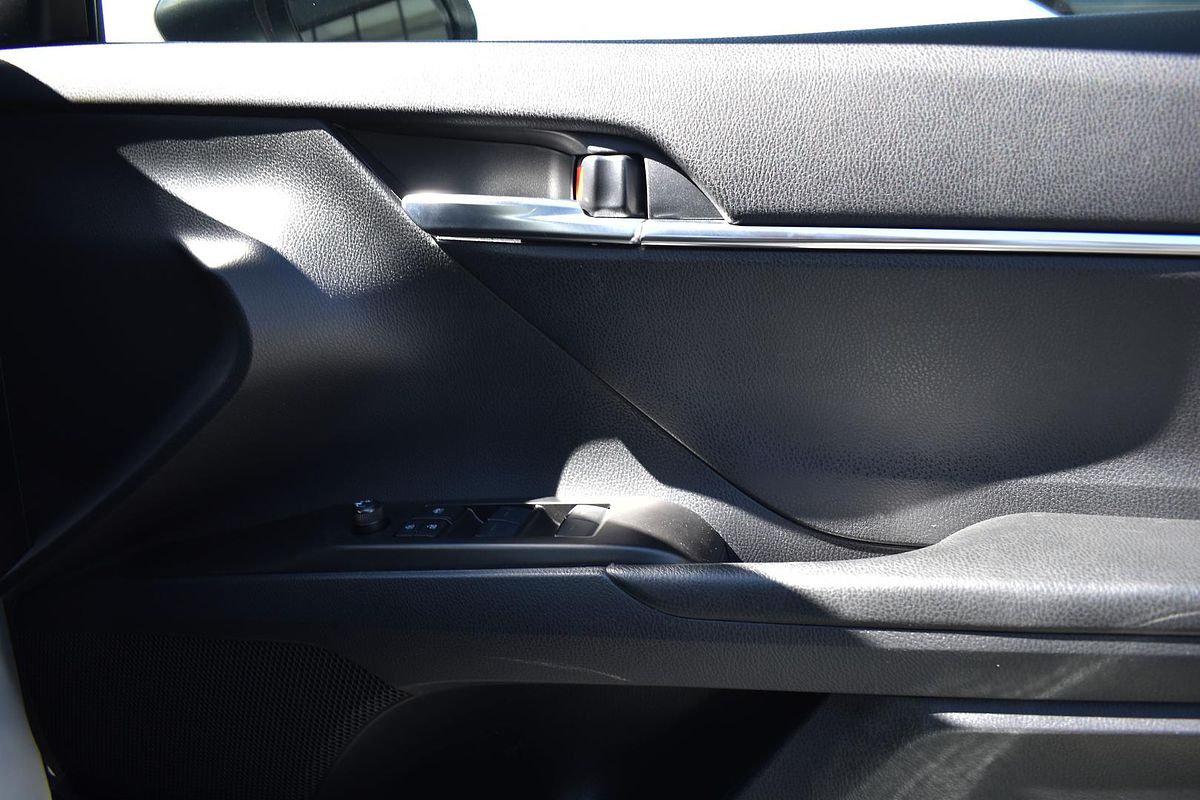 2024 Toyota Camry Ascent AXVH70R