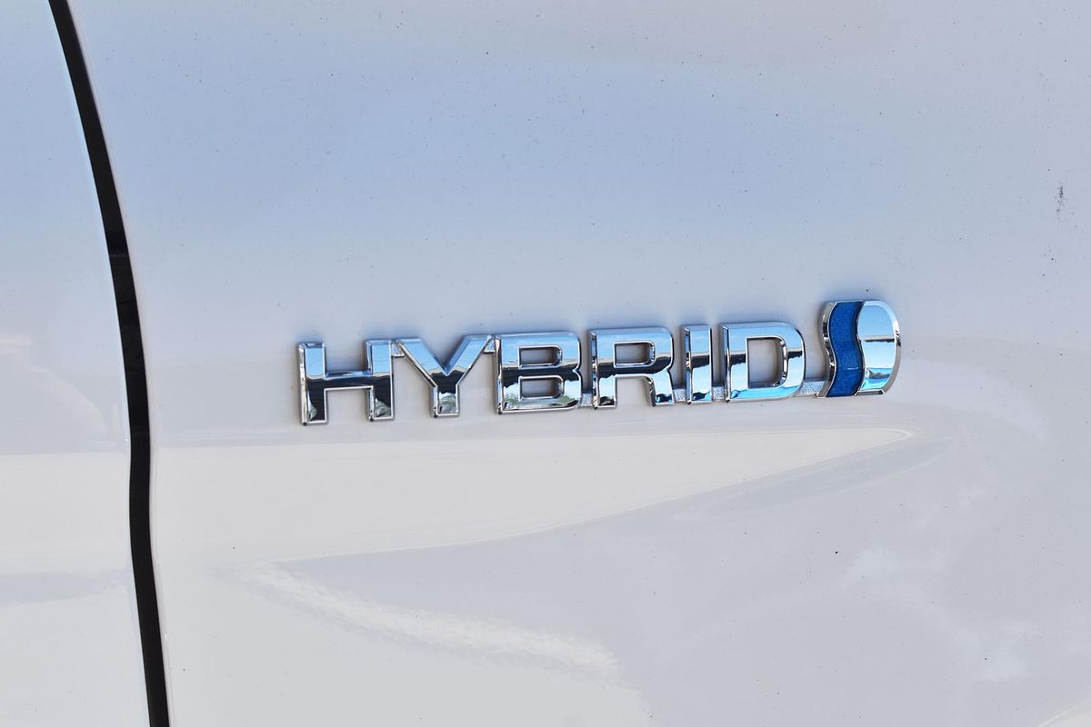 2024 Toyota Camry Ascent AXVH70R