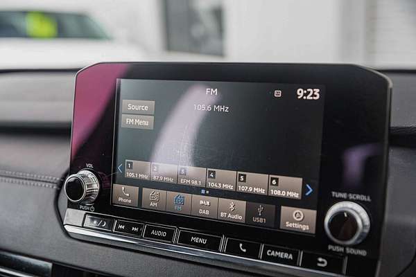 2024 Mitsubishi Outlander ES ZM