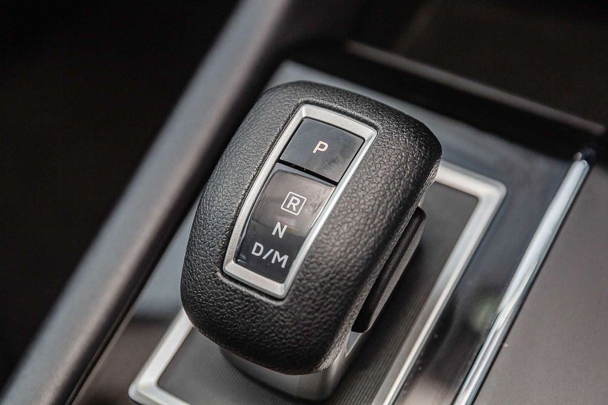 2024 Mitsubishi Outlander ES ZM