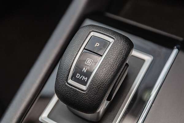 2024 Mitsubishi Outlander ES ZM