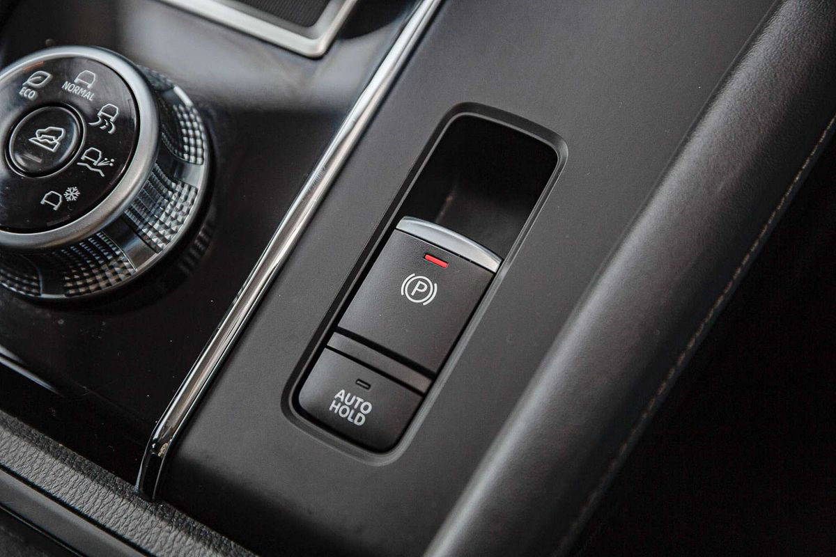 2024 Mitsubishi Outlander ES ZM