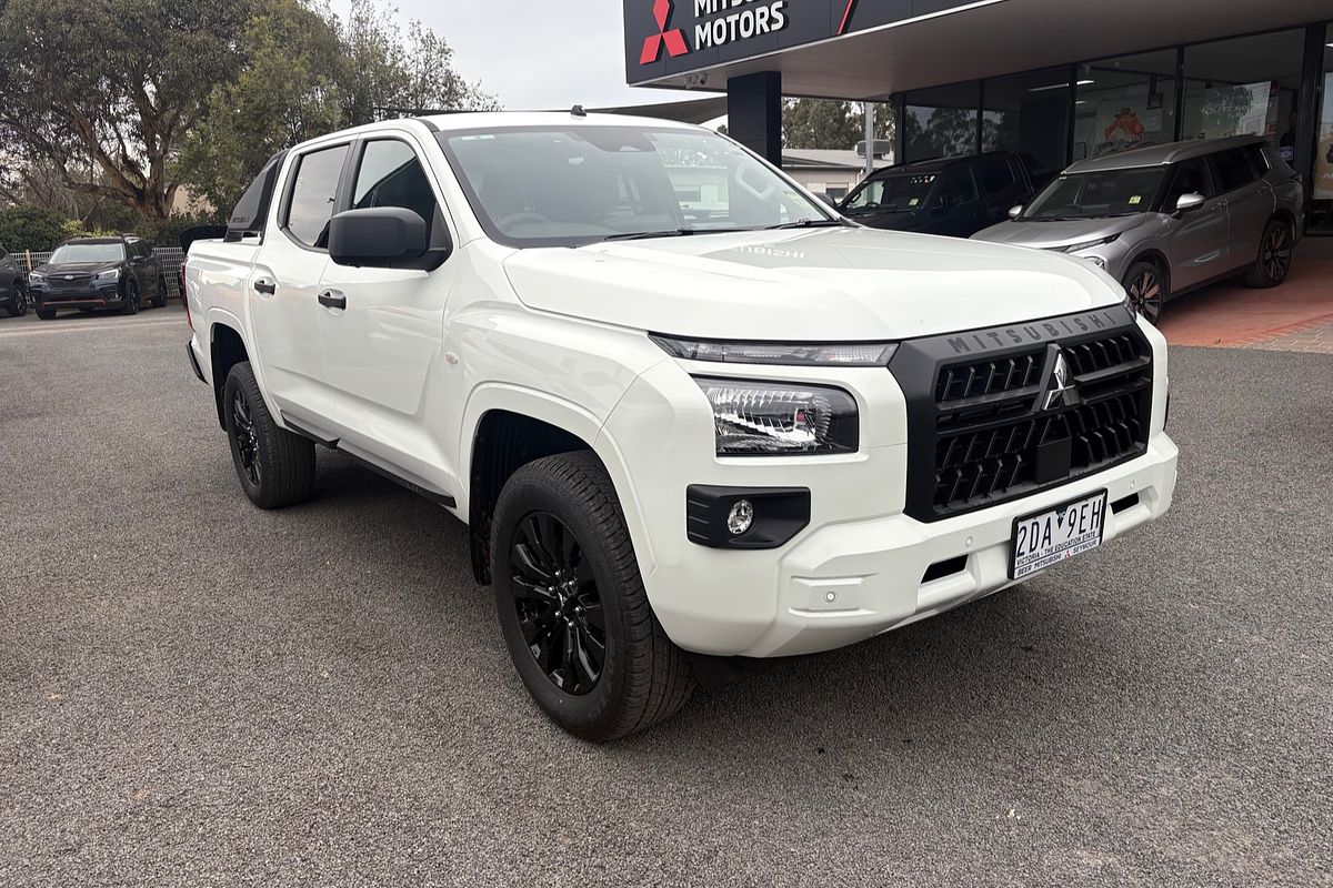 2025 Mitsubishi Triton GLX-R MV 4X4