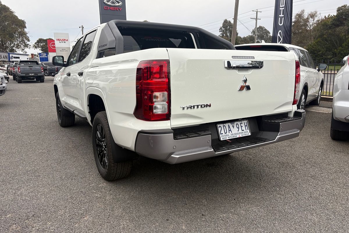 2025 Mitsubishi Triton GLX-R MV 4X4