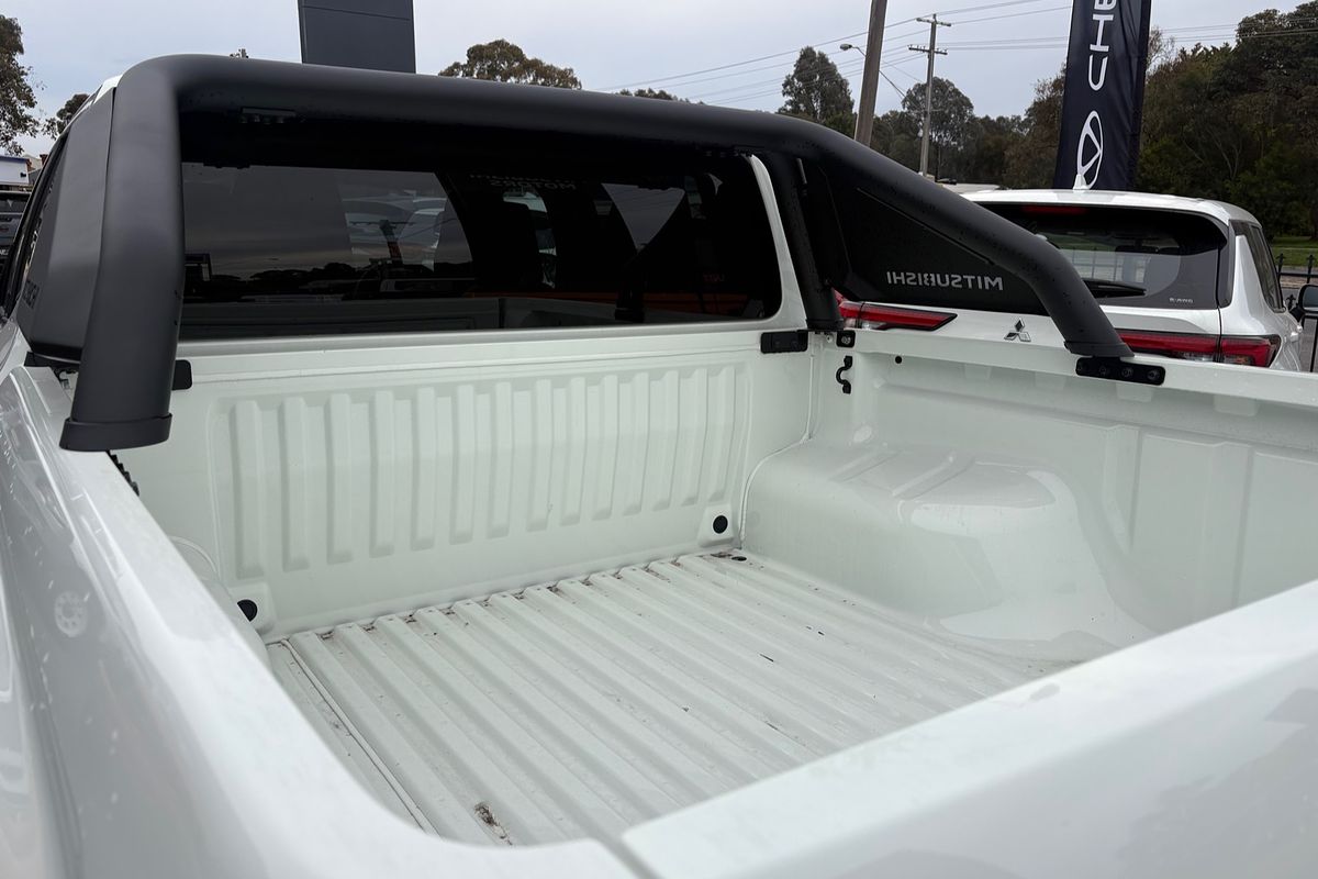 2025 Mitsubishi Triton GLX-R MV 4X4