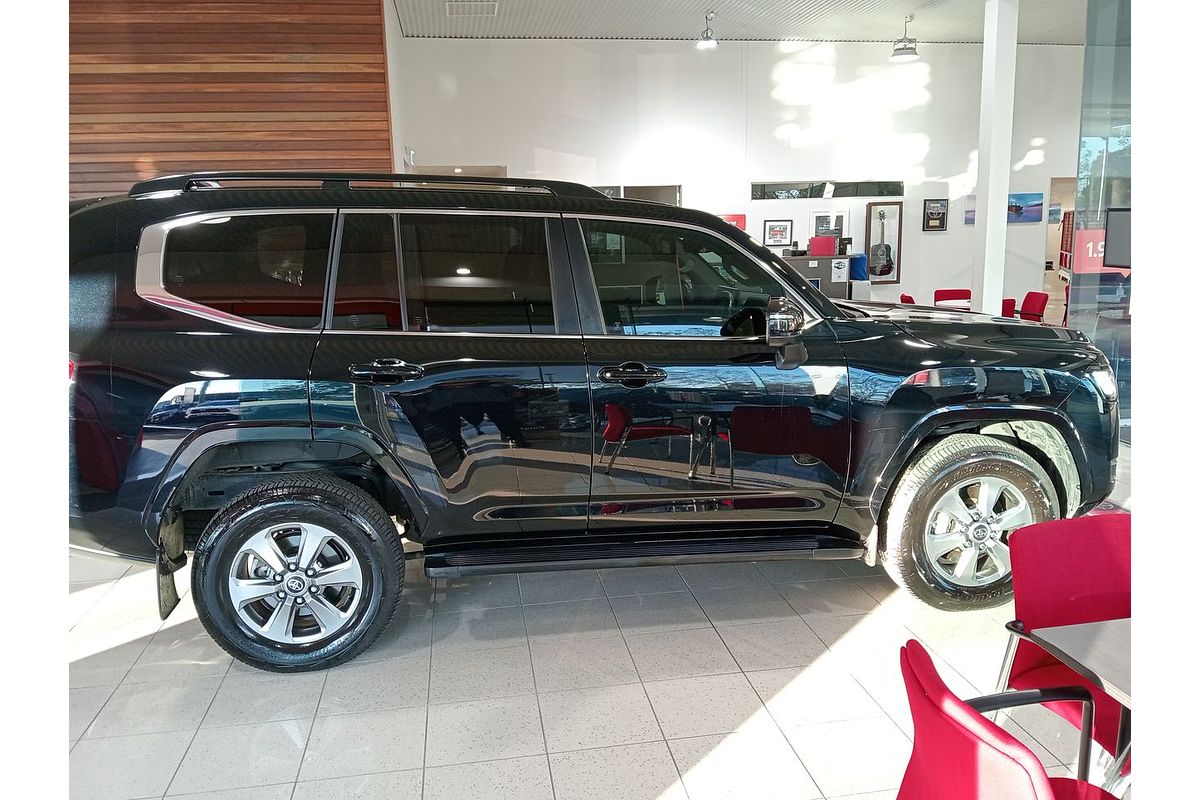 2022 Toyota Landcruiser VX FJA300R