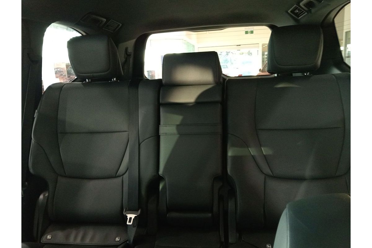 2022 Toyota Landcruiser VX FJA300R