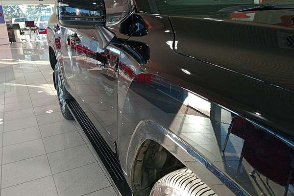 2022 Toyota Landcruiser VX FJA300R