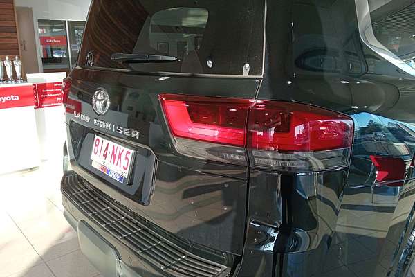 2022 Toyota Landcruiser VX FJA300R