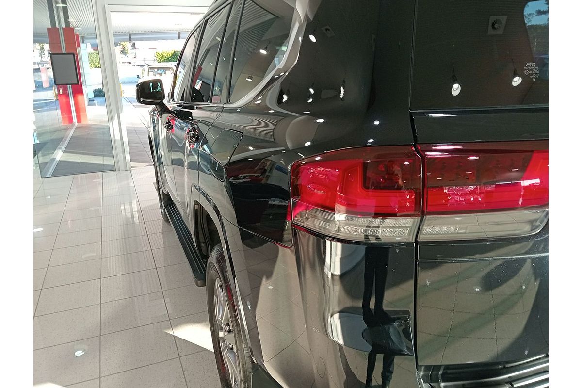 2022 Toyota Landcruiser VX FJA300R