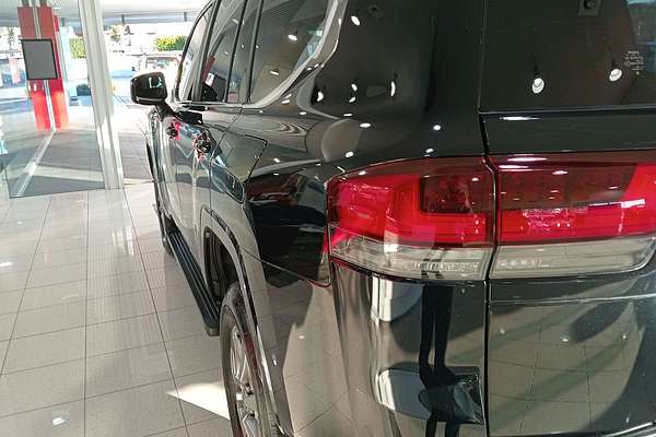 2022 Toyota Landcruiser VX FJA300R