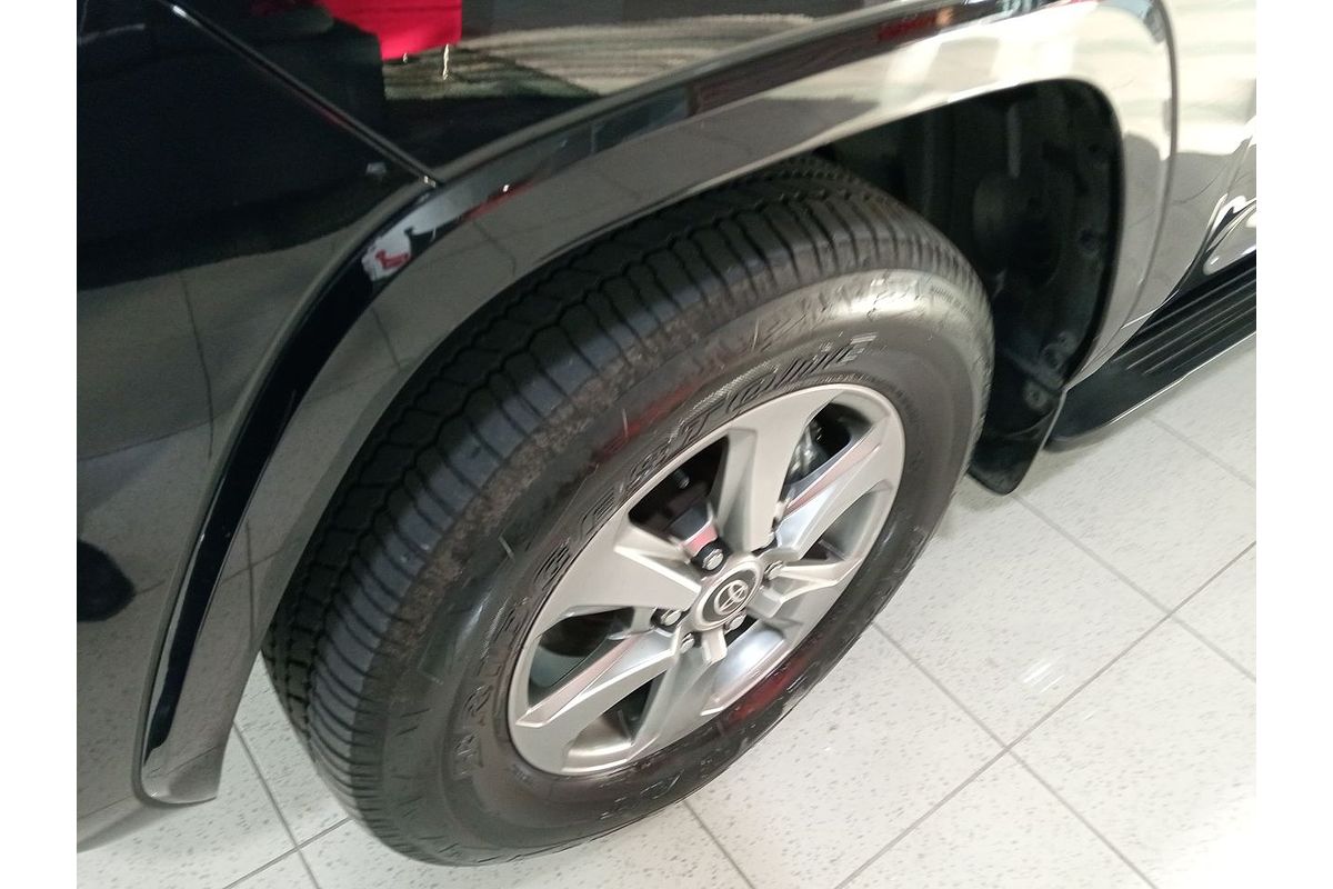2022 Toyota Landcruiser VX FJA300R