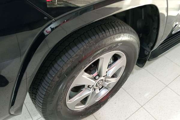 2022 Toyota Landcruiser VX FJA300R