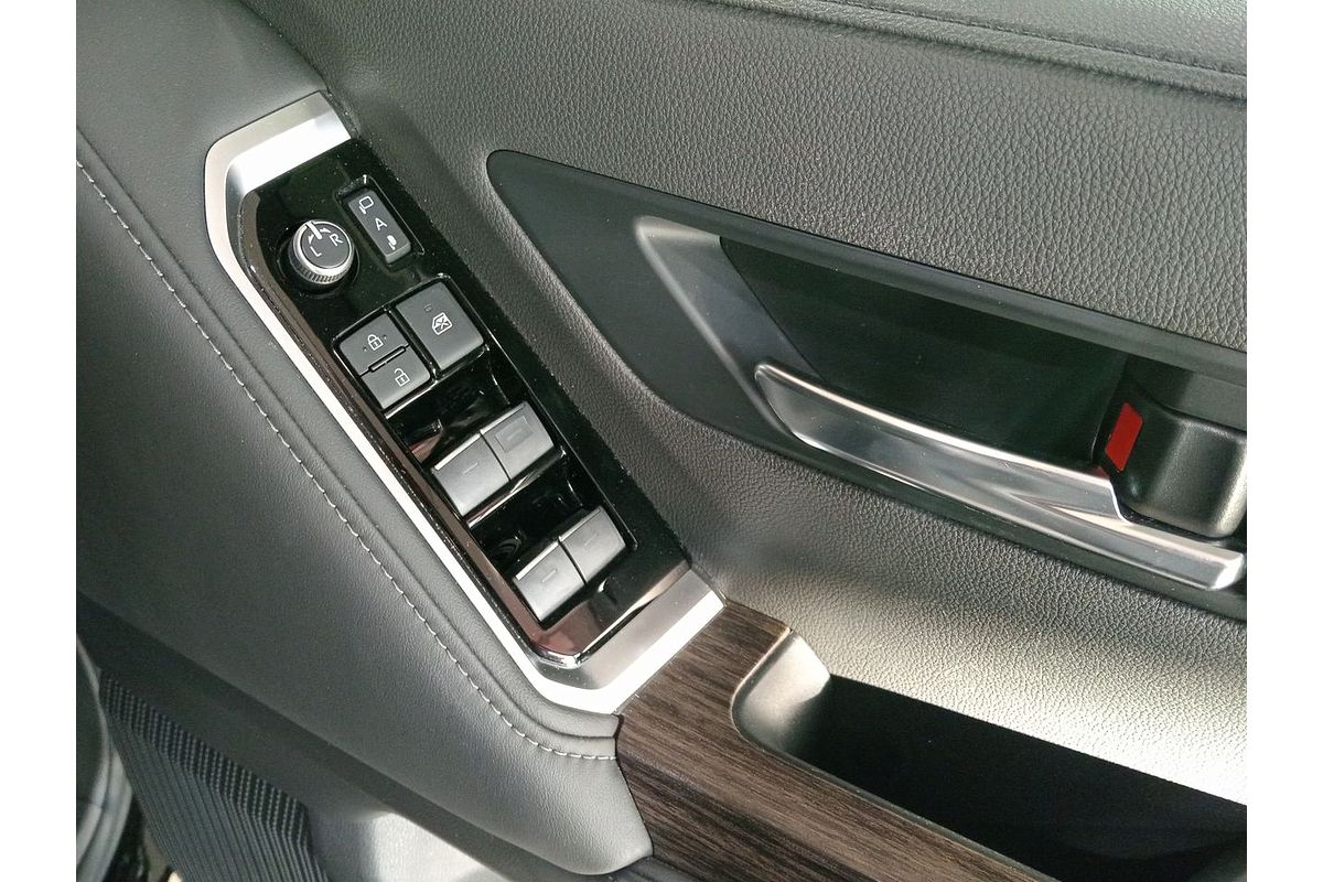 2022 Toyota Landcruiser VX FJA300R