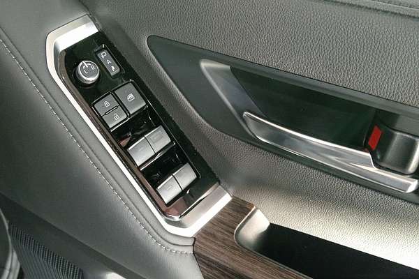 2022 Toyota Landcruiser VX FJA300R