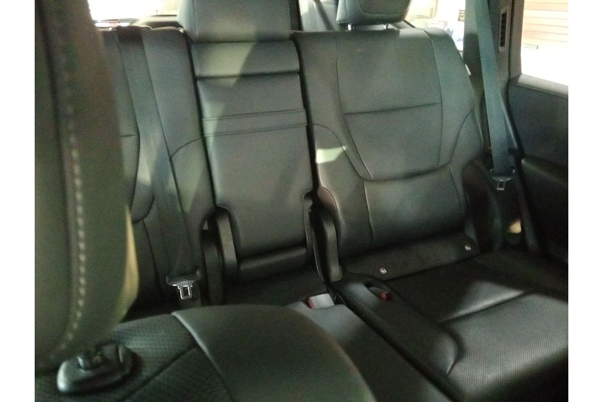 2022 Toyota Landcruiser VX FJA300R