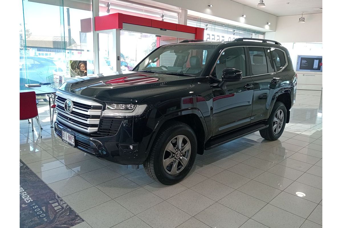 2022 Toyota Landcruiser VX FJA300R