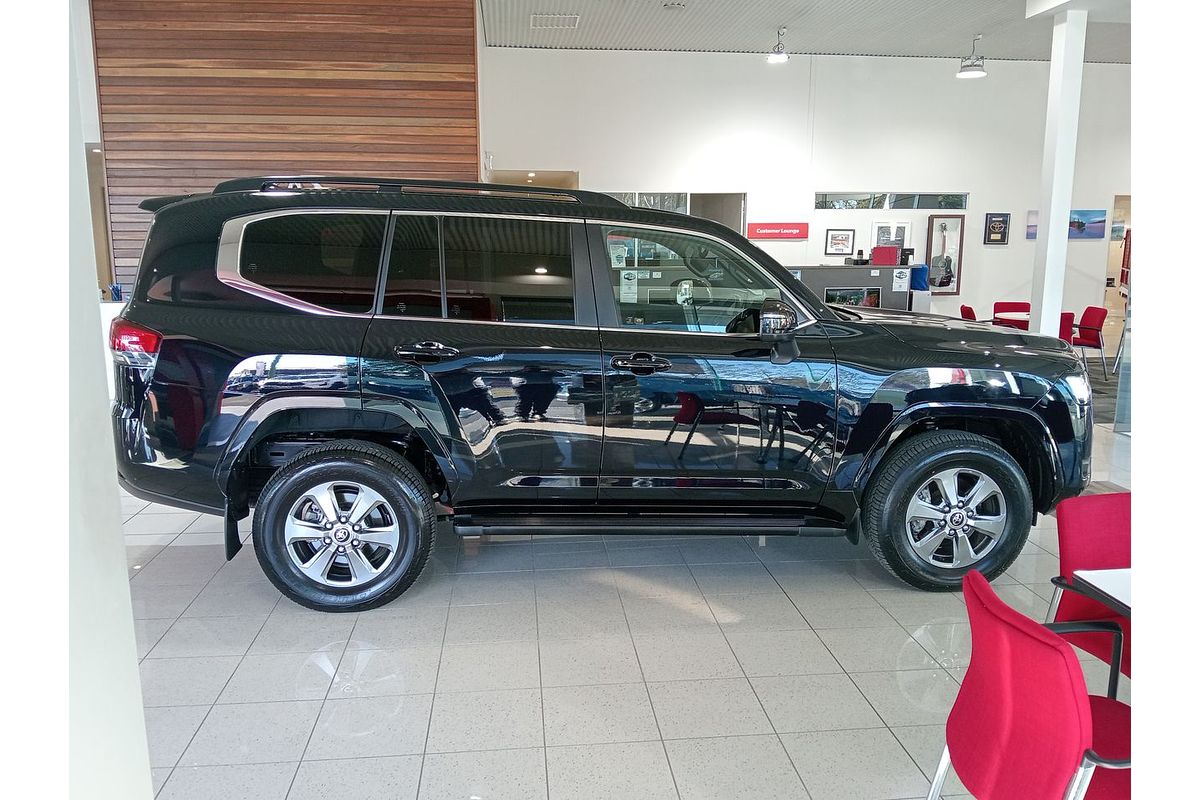 2022 Toyota Landcruiser VX FJA300R