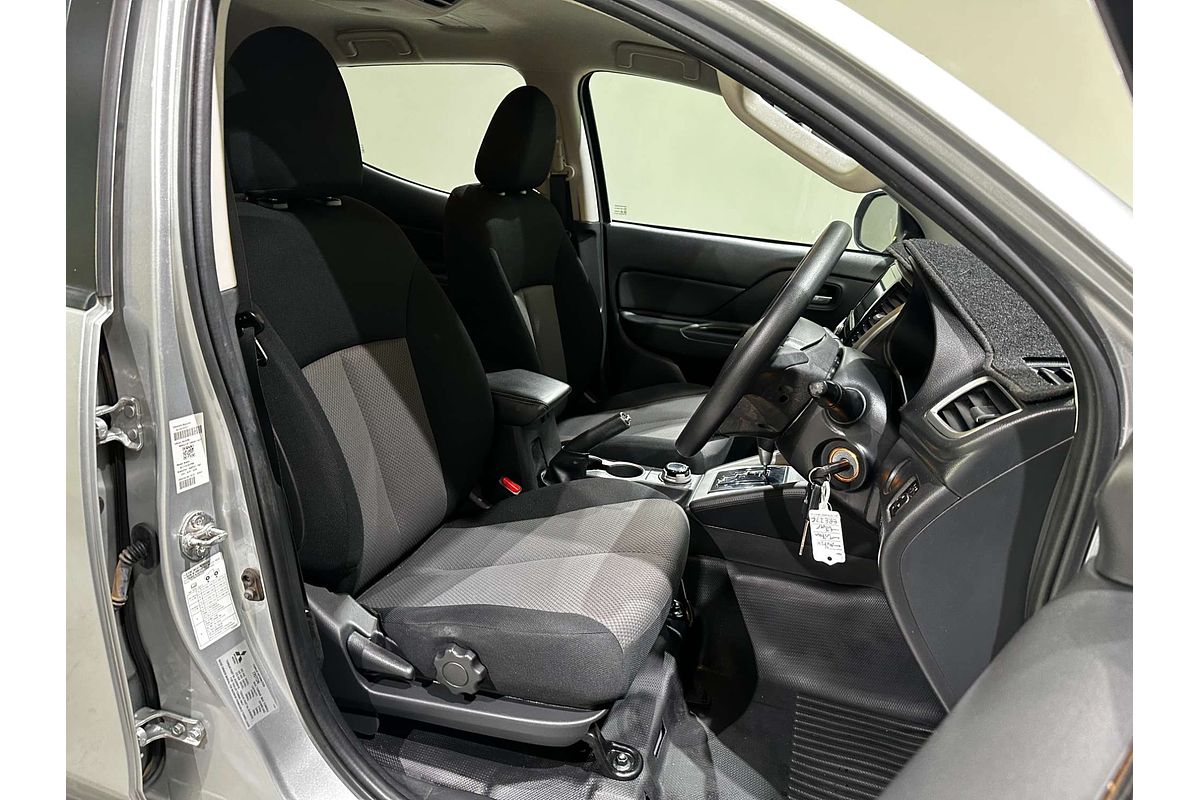 2021 Mitsubishi Triton GLX+ MR 4X4