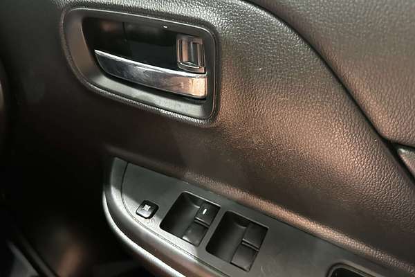 2021 Mitsubishi Triton GLX+ MR 4X4