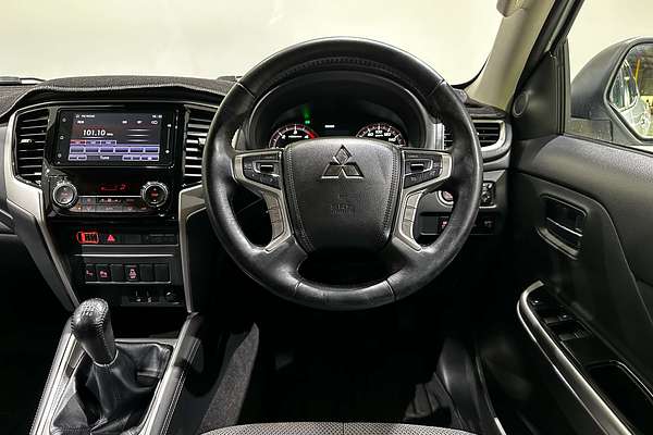 2022 Mitsubishi Triton GLS MR 4X4
