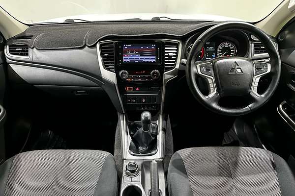 2022 Mitsubishi Triton GLS MR 4X4