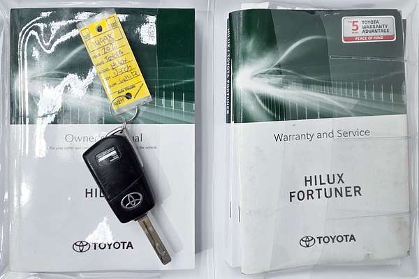 2021 Toyota Hilux SR GUN126R 4X4