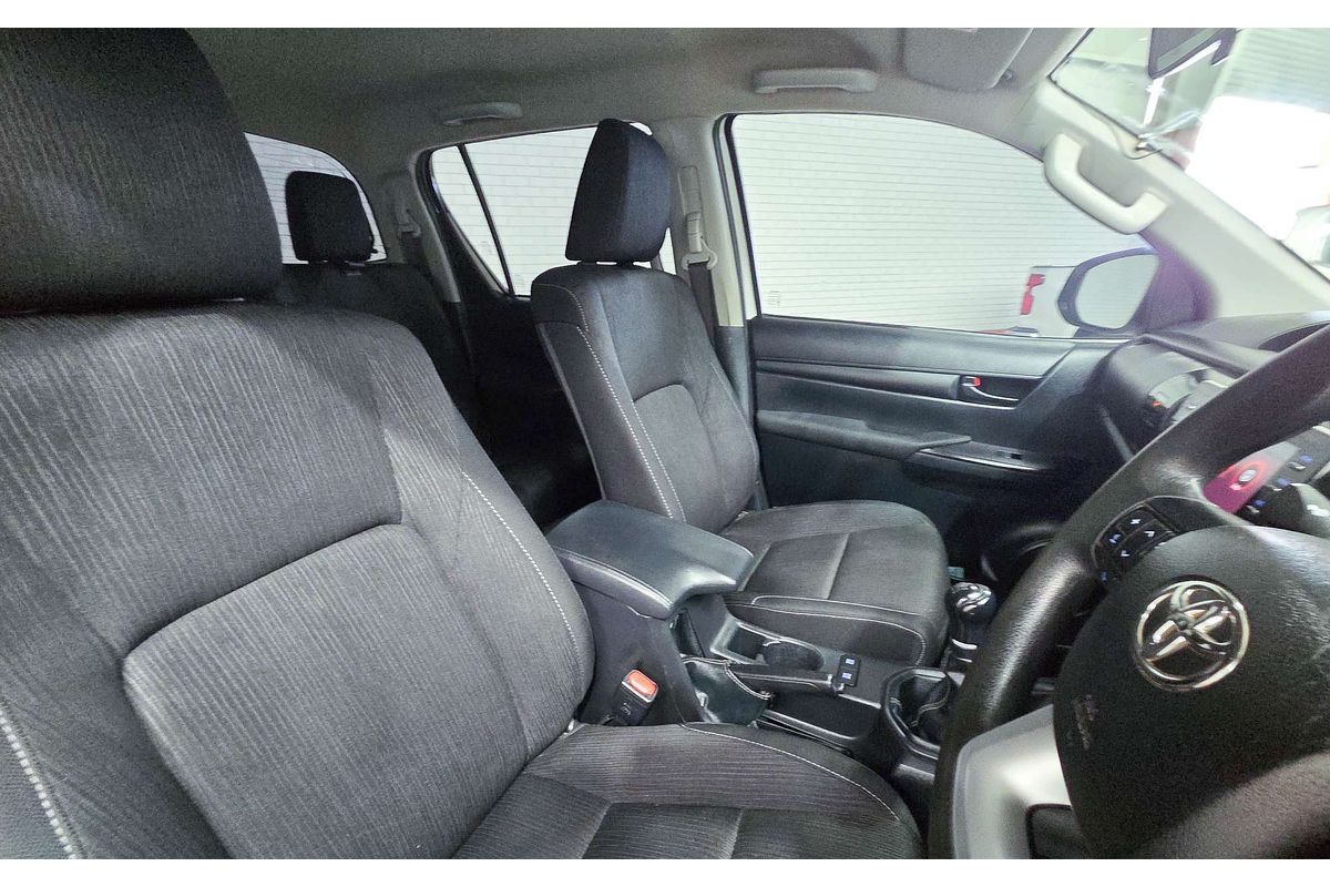 2021 Toyota Hilux SR GUN126R 4X4