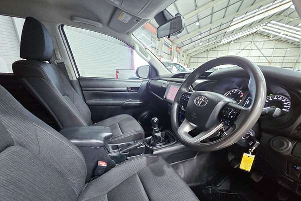 2021 Toyota Hilux SR GUN126R 4X4
