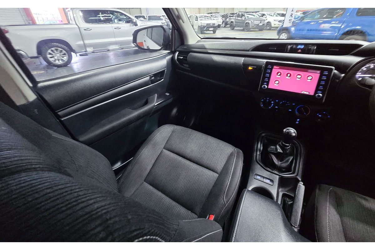 2021 Toyota Hilux SR GUN126R 4X4