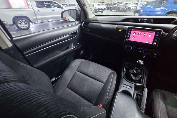 2021 Toyota Hilux SR GUN126R 4X4