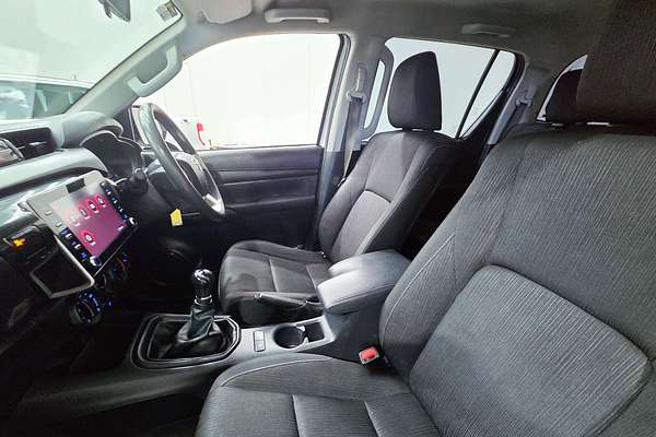 2021 Toyota Hilux SR GUN126R 4X4