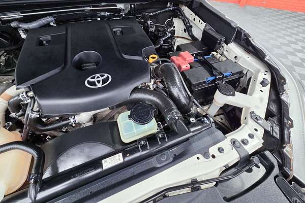2021 Toyota Hilux SR GUN126R 4X4