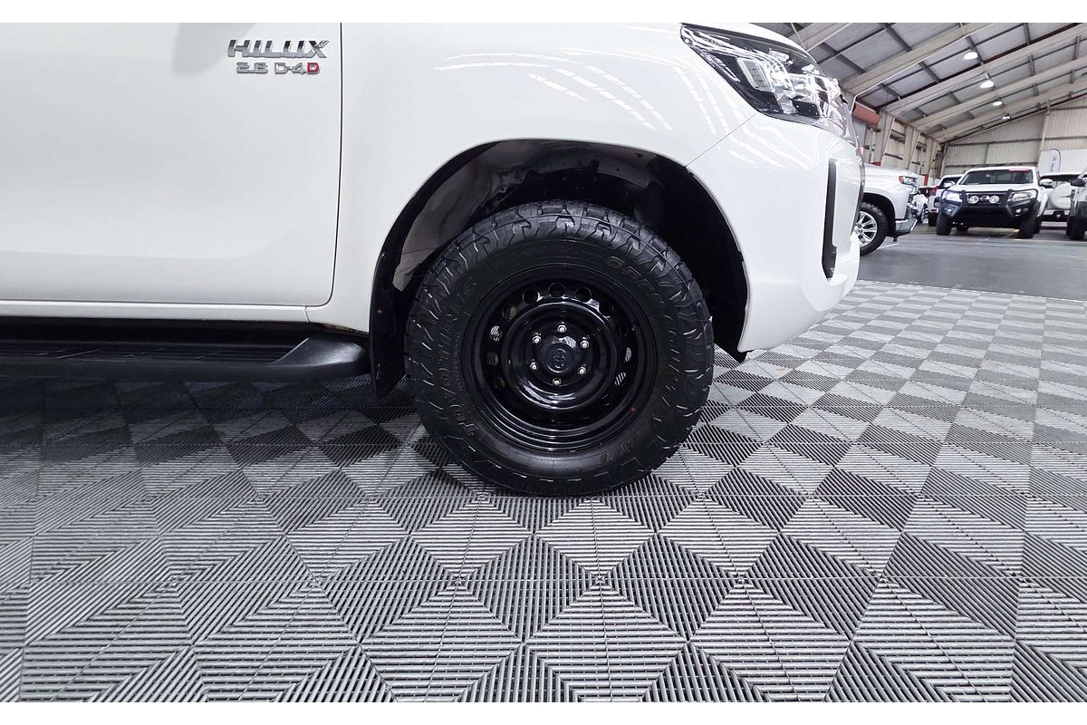 2021 Toyota Hilux SR GUN126R 4X4