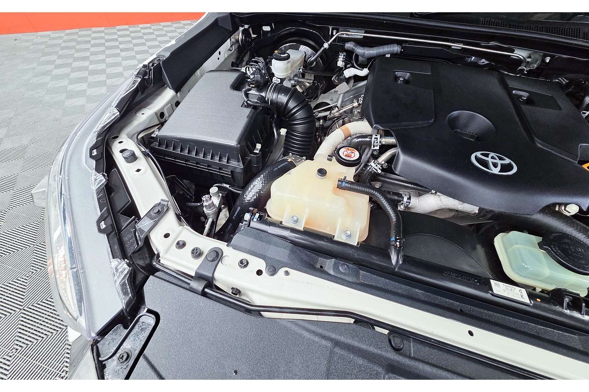 2021 Toyota Hilux SR GUN126R 4X4