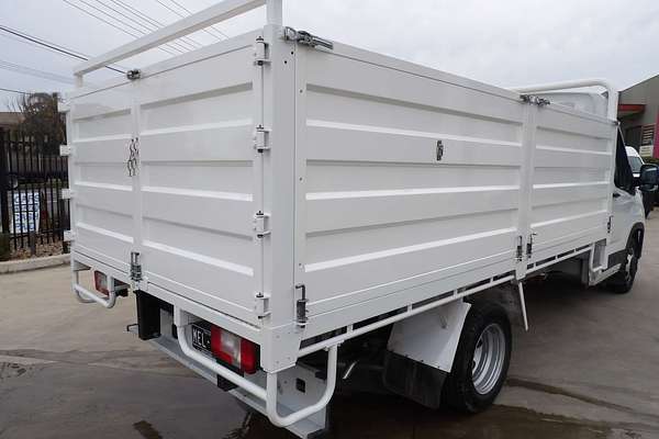 2022 LDV Deliver 9   Rear Wheel Drive LWB