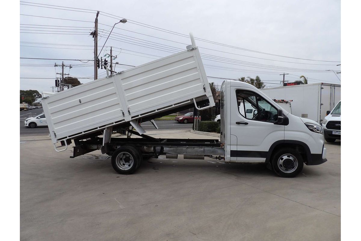 2022 LDV Deliver 9   Rear Wheel Drive LWB