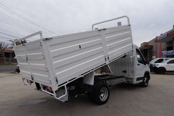 2022 LDV Deliver 9   Rear Wheel Drive LWB