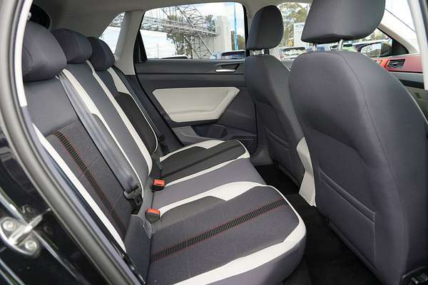 2018 Volkswagen Polo beats AW