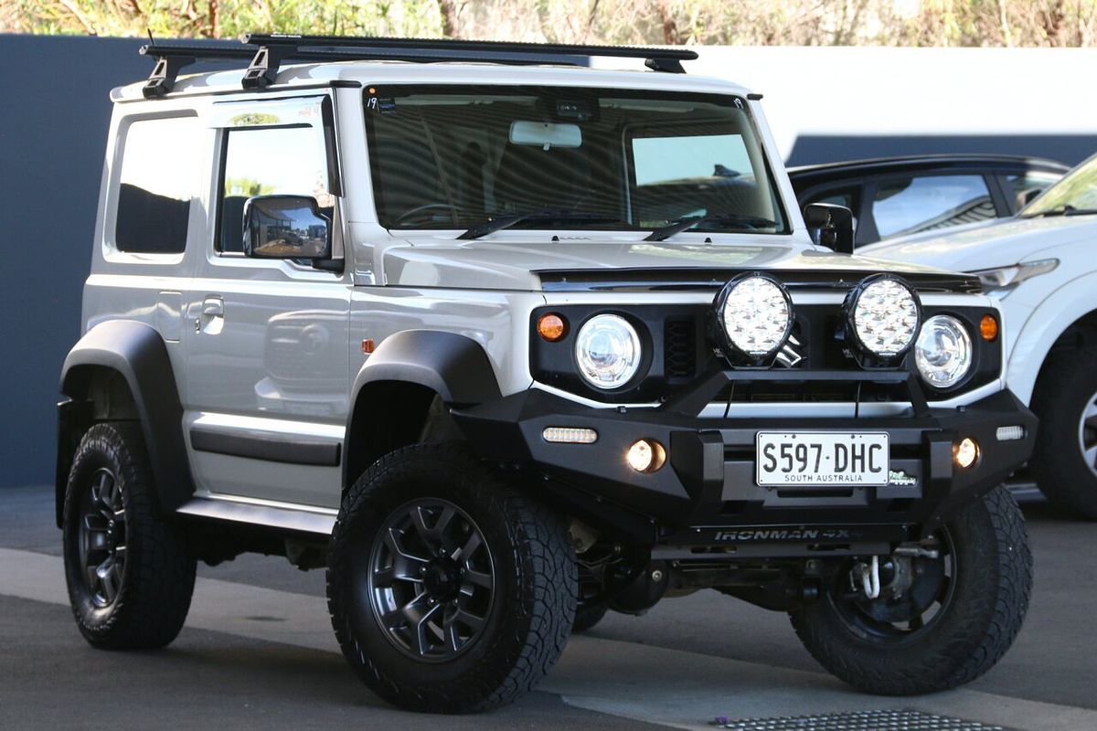 2022 Suzuki Jimny GLX GJ