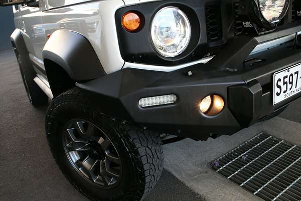 2022 Suzuki Jimny GLX GJ