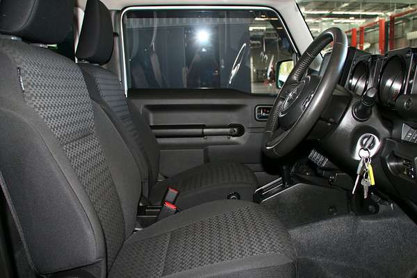 2022 Suzuki Jimny GLX GJ