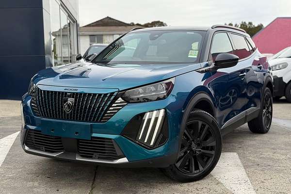 2025 Peugeot 2008 GT Hybrid P24