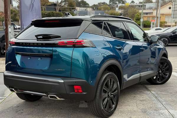 2025 Peugeot 2008 GT Hybrid P24