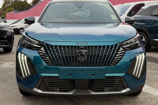 2025 Peugeot 2008 GT Hybrid P24