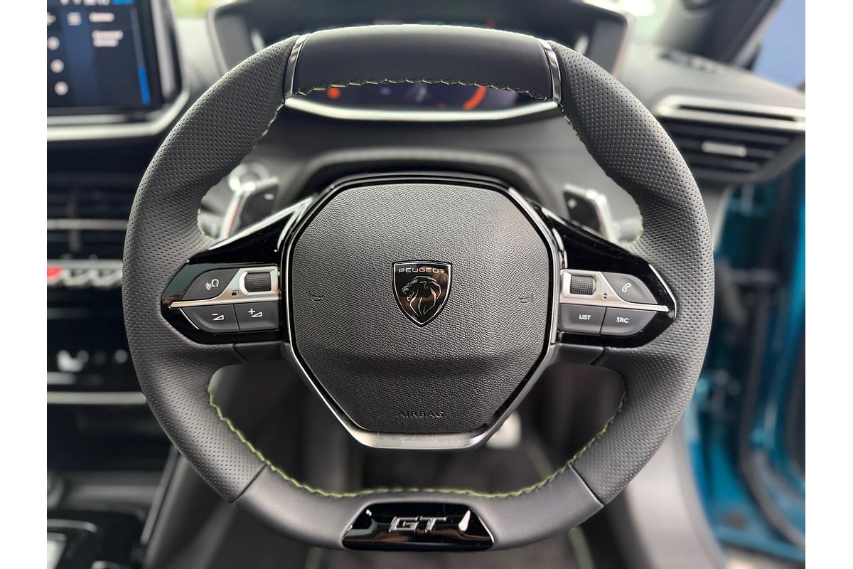 2025 Peugeot 2008 GT Hybrid P24