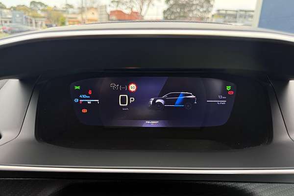 2025 Peugeot 2008 GT Hybrid P24