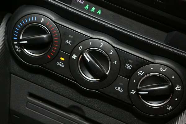 2015 Mazda 2 Maxx DJ Series