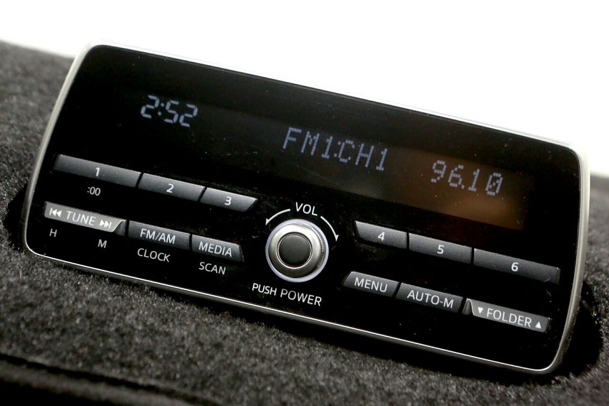 2015 Mazda 2 Maxx DJ Series